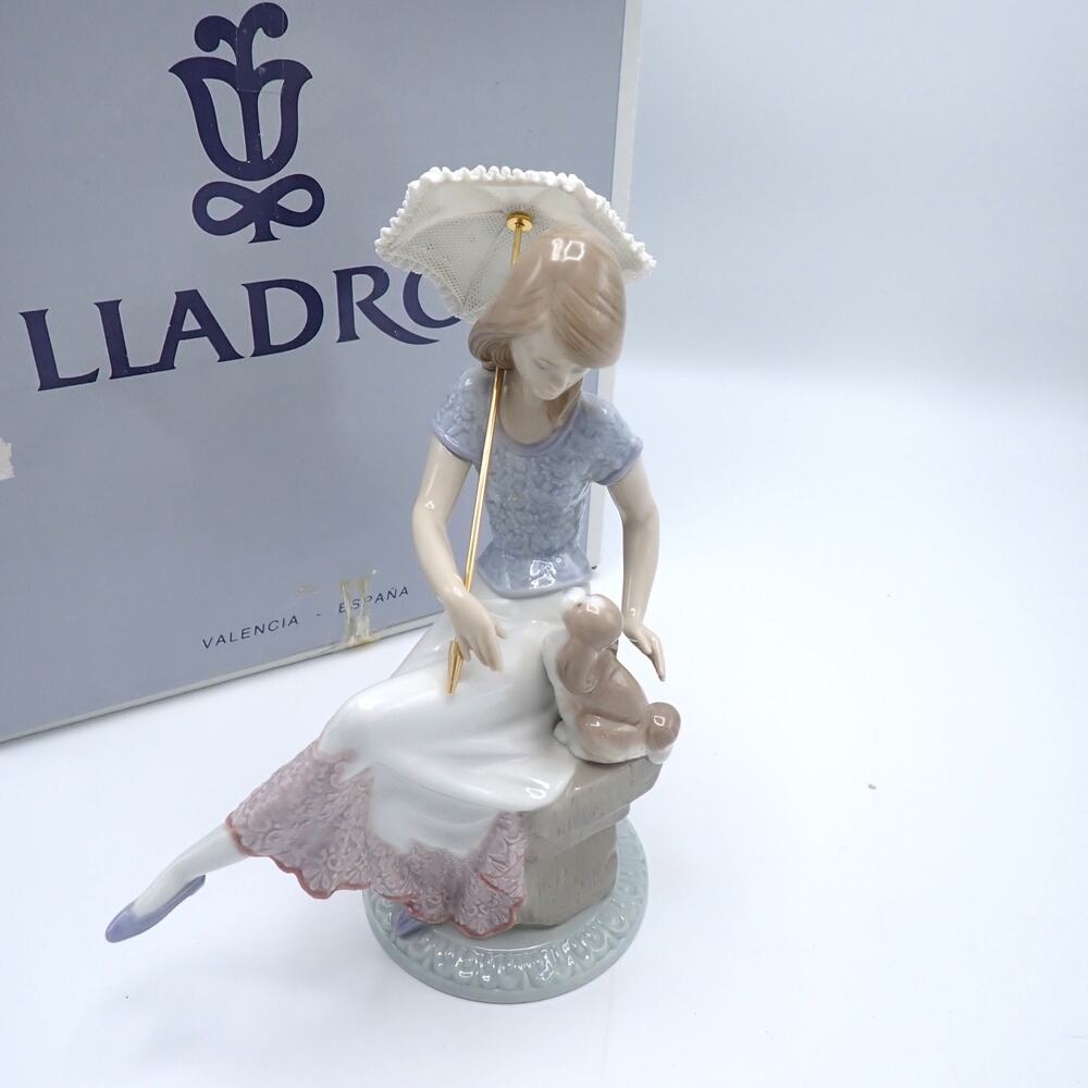 Lladró 7612 Picture Perfect Lady Dog Parasol Porcelain Figurine w/Box Spain